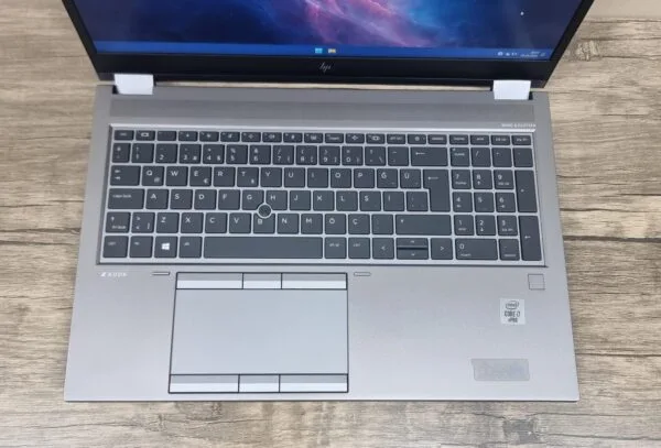 HP Zbook Fury 15 G7 i7 10850H 16GB RAM 512GB M2 QUADRO T2000 15.6