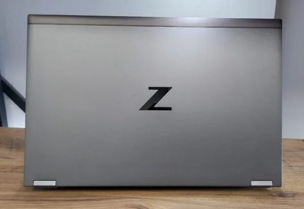 HP Zbook Fury 15 G7 i7 10850H 16GB RAM 512GB M2 QUADRO T2000 15.6