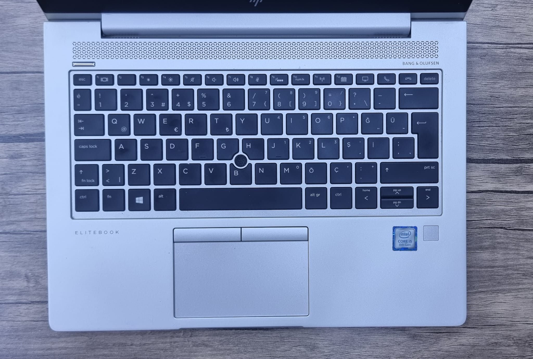 Hp EliteBook 830 G6 i5 8N (1)