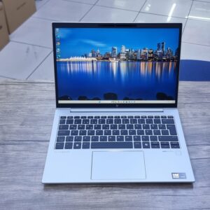HP Elitebook 830 G11 Core Ultra 7 155U 32GB RAM 1TB Nvme 13.3 Win11 Pro