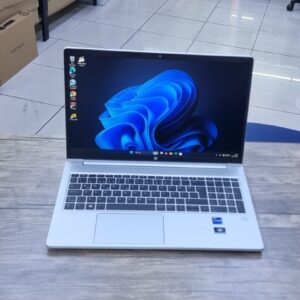 HP ProBook 450 G8 i7-1165G7 16GB 512GB SSD 15.6'' Full HD Notebook